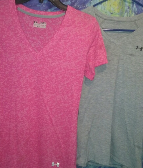 2 Under Armour Medium Shirts - Picture 6 of 7